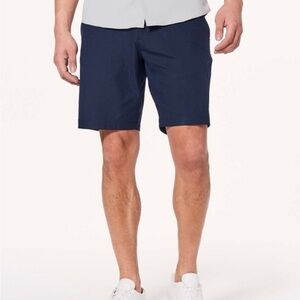 Lululemon Men’s Commission Classic-Fit‎ Short 9" Size 31 Athletic Classic Casual